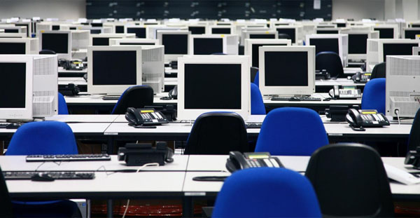 多媒體教學與傳統教學的利與弊？